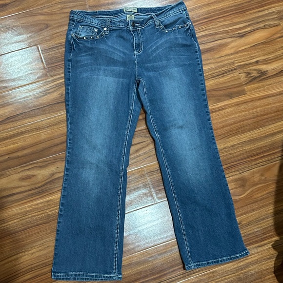 Earl Jeans Women's Blue Boot Cut with Embroidered Pocket - Picture 3 of 5